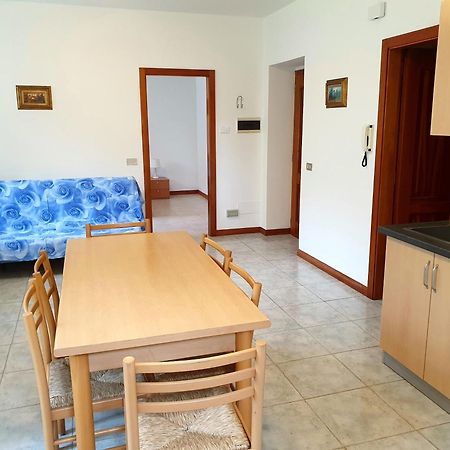 Villa Paradiso Parolari 蒂诺 外观 照片