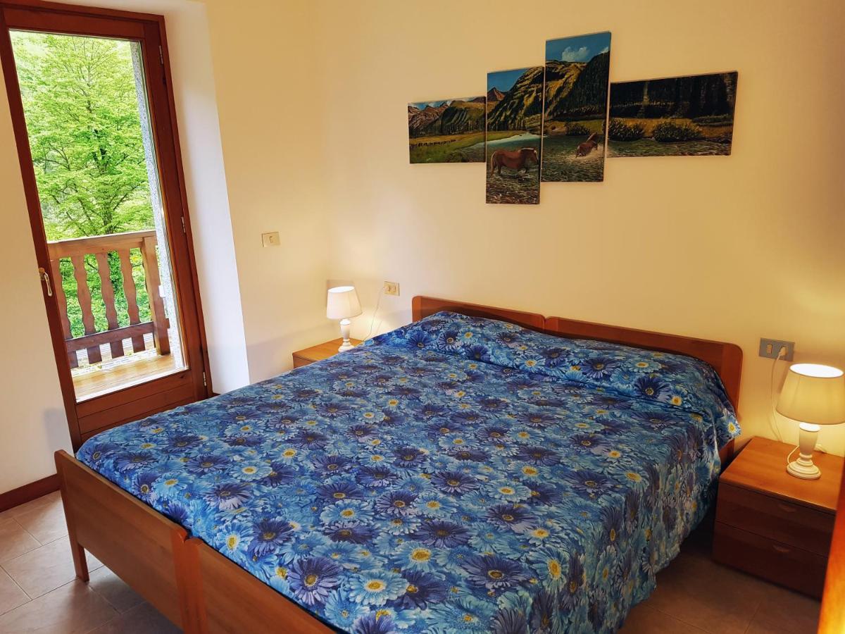 Villa Paradiso Parolari 蒂诺 外观 照片