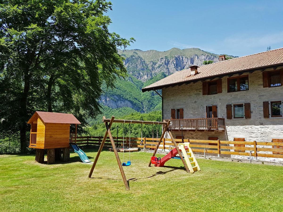 Villa Paradiso Parolari 蒂诺 外观 照片